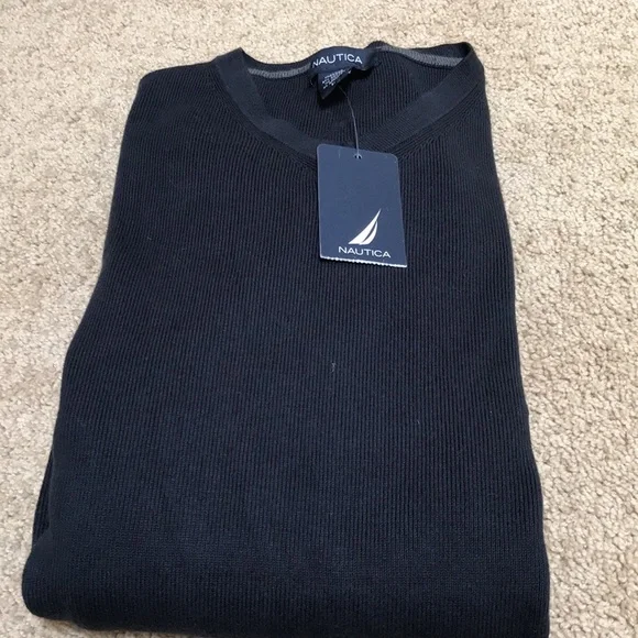 NWT! NAUTICA size L navy mens V neck cotton sweater